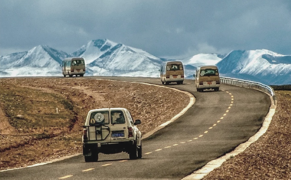 Mit Auto von Xinjiang nach Westtibet Mit Auto von Xinjiang nach Westtibet