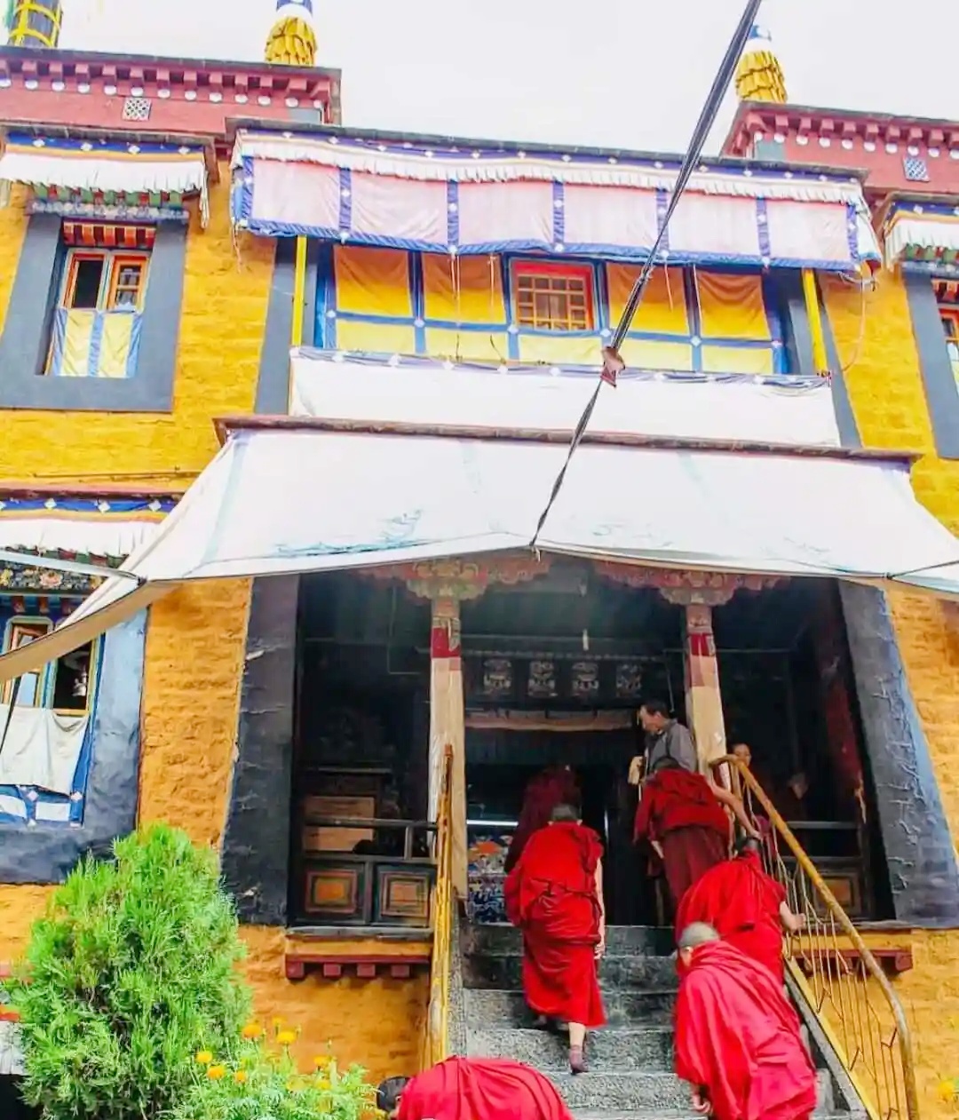 Das Ani Tsangkung Nonnenkloster Das Ani Tsangkung Nonnenkloster