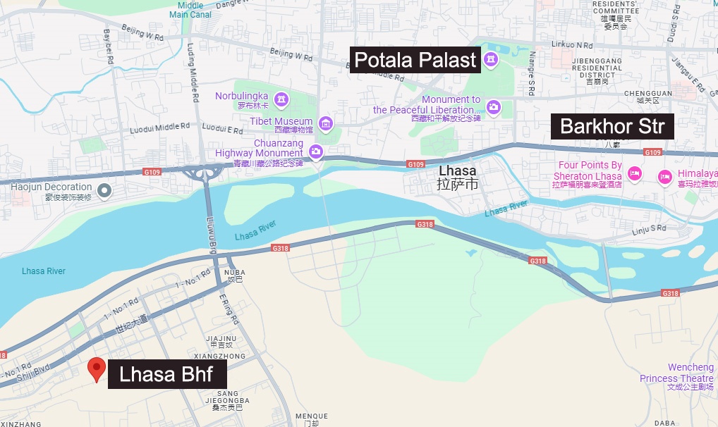 Der Bahnhof von Lhasa liegt 10 Kilometer von der Lhasaer Innenstadt sowie dem berühmten Potala Palast entfernt Der Bahnhof von Lhasa liegt 10 Kilometer von der Lhasaer Innenstadt sowie dem berühmten Potala Palast entfernt